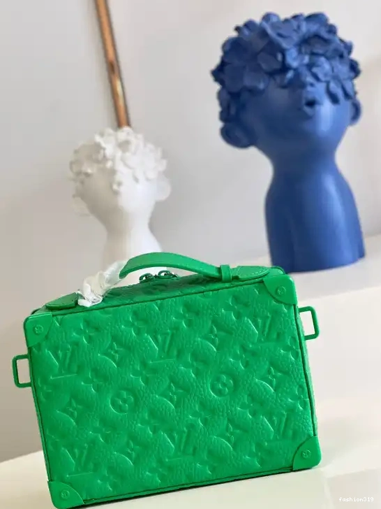 SOFT TRUNK LOUIS HANDLE VUITTON 0501